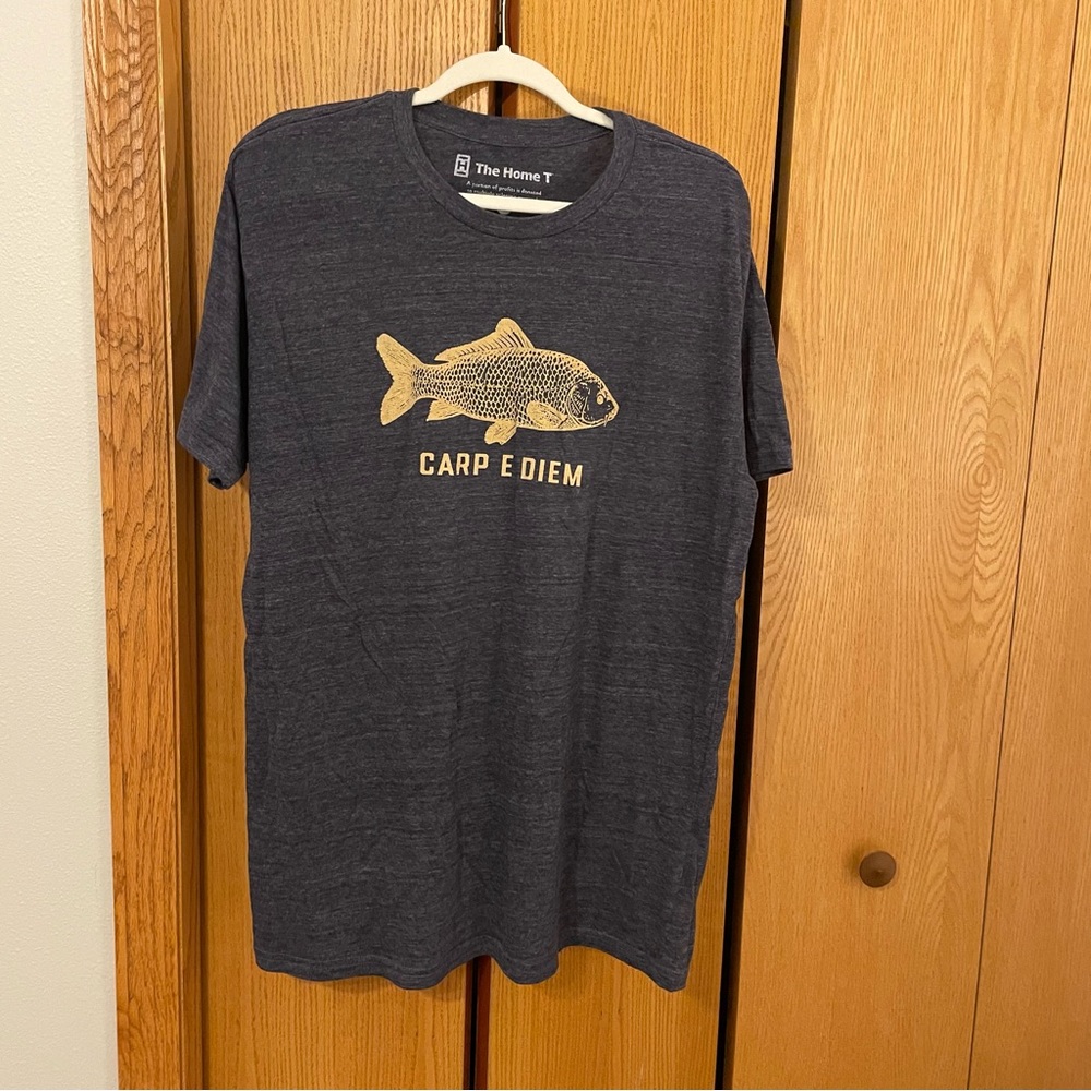 "Carp Diem" graphic tee NWOT XXL
